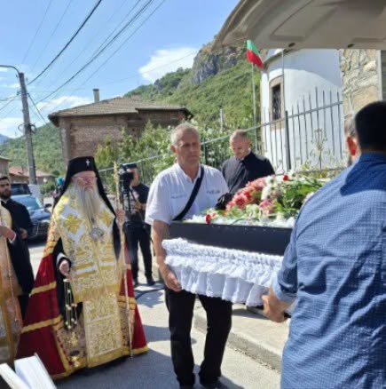 Погребаха Георги Кузев: Дядо Николай с тежки думи 4 1